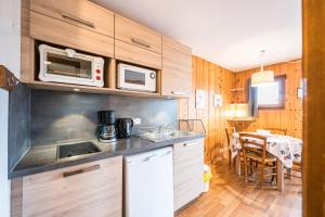 Studio 4 - La Bruyère