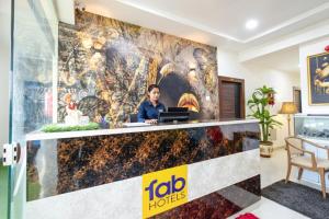 FabHotel SRH Pride - Nr Hitech City Railway Station