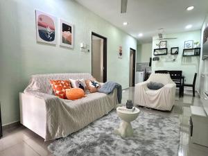 Specious Living Cozy House