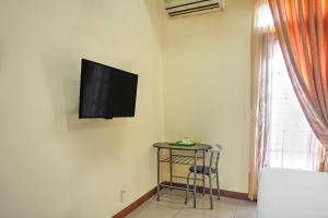 Hotel O Medan near Sun Plaza formerly Medan Baru House