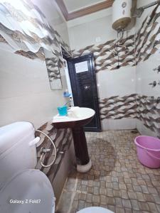 Hotel Lucknow central