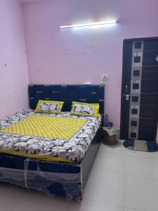 Shri RadhaMadhav kunj