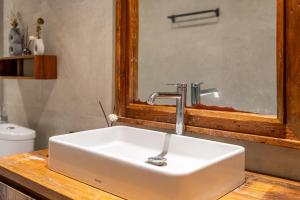 Tuluscoliving Villa Legian 4 Bedrooms and 4 Bathroom