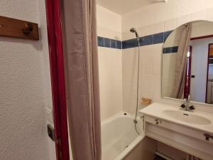Studio avec balcon, wifi et animaux admis à Valfréjus - FR-1-561-2
