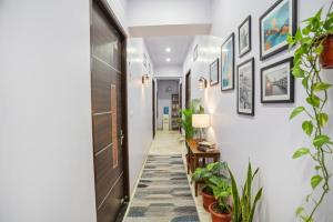 FabHotel Raghav Raj Inn - Bharat Kala Bhavan