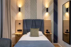 Hotel Espace Champerret