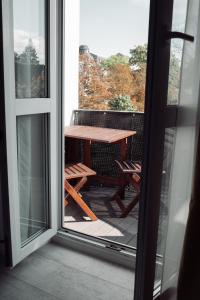 Helles, modernes Apartment, Balkon, Fahrstuhl, 2P