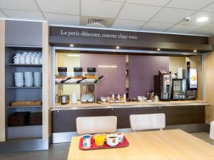 Hotels B&B HOTEL Montpellier Centre Le Millenaire : photos des chambres