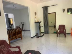 Lakshan Calm House