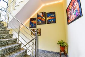 FabHotel Golden Manor Inn