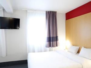 Hotels B&B HOTEL Perpignan Sud Marche International : photos des chambres