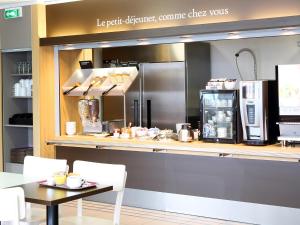 Hotels B&B HOTEL Perpignan Sud Marche International : photos des chambres