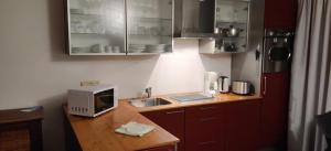 Apt with terrace and pool Steps from the sandy beach