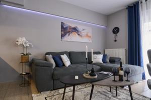 V & S Downtown Apartment AXD