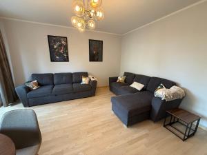 Friends & Family KEN Apartment 80m2, metro Stoklosy