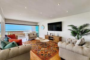 3bed Apartment in Cape Town w Views Ocean Outlook
