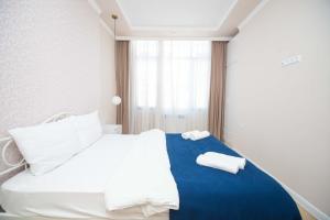 Batumi 1BR Apt Near Cathedral in City Center