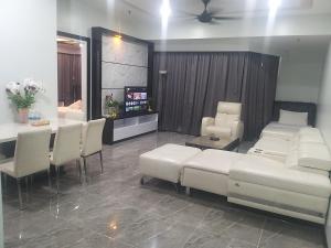 1 Imbi Suites Times Square Bukit Bintang KL