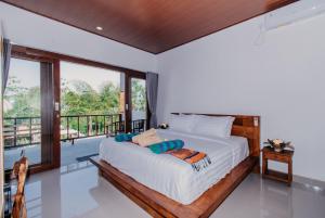 28 Degrees Lembongan