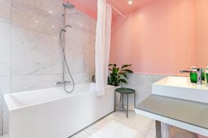 Boutique Baron Osy Suite First Terrace