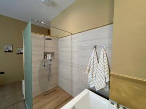 Luxury Jacuzzi Suite- Astir,Tirana