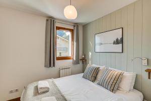 Apartment Fermes du Montenvers B11, Alpes Agency, Central Chamonix, Sleeps 4