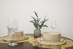 FIRST CLASS High End Studio near Miracle Garden