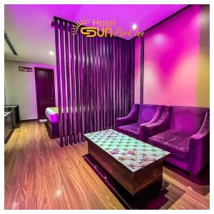 887 PT AC Hotel in Barnala