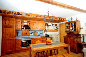 la Stua di Anna, vista olimpionica a 5 minuti da Terme e piste di sci