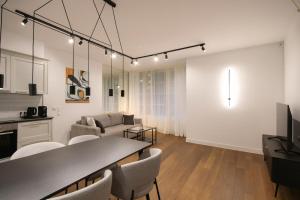 Wawel Apartments by Noah