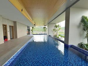 1,2,3 bedrooms ICON40 near beach, luxury