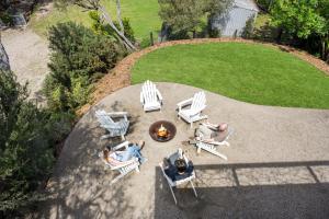 Hot Tub & FIRE PIT! - Your Serene Coastal Getaway