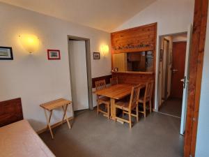 Studio 4 pers à Valfréjus avec WiFi et parking proche télécabine - FR-1-561-63