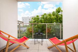 Rydygiera Green View Apartment by BookingHost