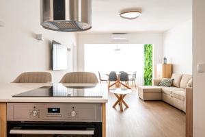 Charming Estoril Apt One Min Walk to the Beach