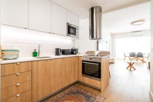 Charming Estoril Apt One Min Walk to the Beach