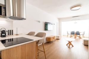 Charming Estoril Apt One Min Walk to the Beach