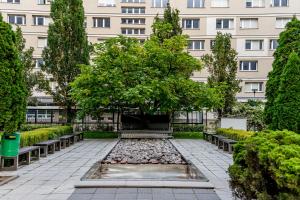 Piątkowska Comfort Apartment by BookingHost