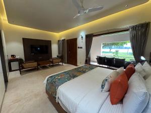 The Forest Chapter by Sayaji Madhai