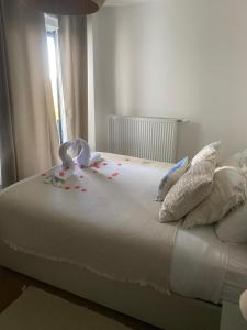 Disney T3 LUXE neuf 6P 2 ch 2 salle de bain parking privé en sous sol lit bébé C105