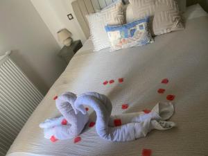 Disney T3 LUXE neuf 6P 2 ch 2 salle de bain parking privé en sous sol lit bébé C105