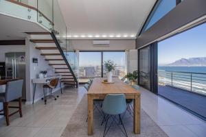 Luxury Penthouse at The Waves - Breathtaking Views