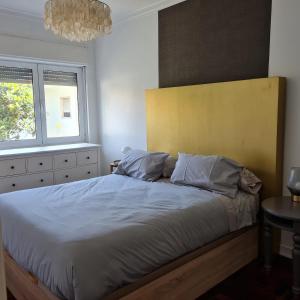 AC in the bedrooms, near the river, spacious