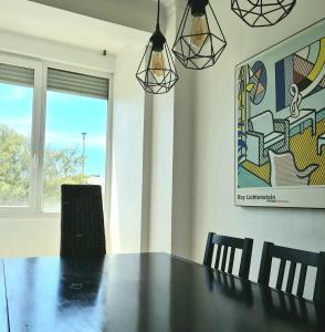 AC in the bedrooms, near the river, spacious