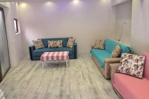 Central 1 Bed w Balcony Sea Views & Roof Terrace