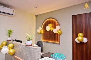 Hotel Noble Nook, 100 Ft Road, Indiranagar