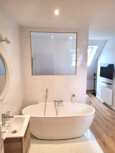 Studio de Jeanne - Jardin & Spa - 10 min de Rennes