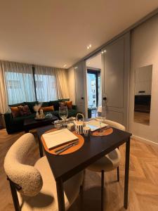 Cosy & Modern apartment with balcony, fiber WiFi & air conditioning Close To KFC & Mcdo Bd 2 Mars In The Heart Of Casablanca