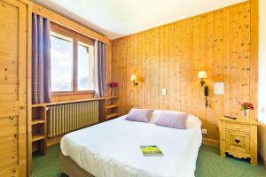 Hotels Logis Hotel Le Caprice Des Neiges : photos des chambres