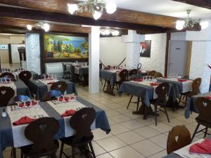 Hotels La Vieille Ferme : photos des chambres